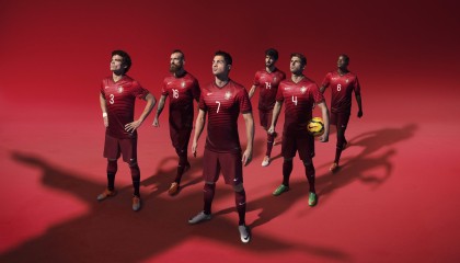 开云kaiyun-_运动员签名球拍的收藏价值与背后故事_，签名球拍价格